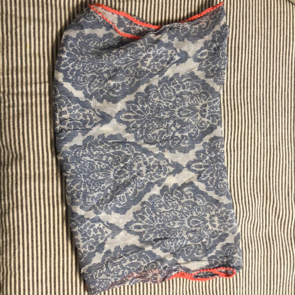 American eagle infinity scarf, EUC